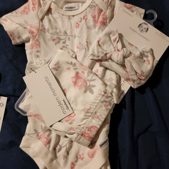 Baby bundle - Picture 9 of 11